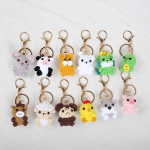 Oggetti fatti <span class=keywords><strong>a</strong></span> mano all'uncinetto Amigurumi animali lavorati <span class=keywords><strong>a</strong></span> <span class=keywords><strong>maglia</strong></span> costellazione cinese segno zodiacale drago cavallo cane tigre scimmia <span class=keywords><strong>portachiavi</strong></span> - Product Image 1