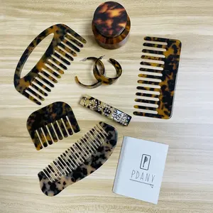 European and American fashion anti static cellulose acetate tortoise comb with wide tooth detangle combs for woman