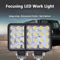 Vente chaude 4 pouces 48W 12V carré 16LED lumière de travail Spot lampe d'inondation de conduite pour voitures camions remorques SUV bateaux 4WD Offroads