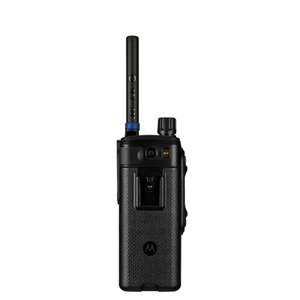 Radio portable TETRA durable 350-470 MHz avec fonction de positionnement GPS Bluetooth pour talkie-walkie Motorola MTP6750 - Product Image 4