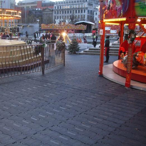 Factory <b>Hot</b> Selling Plastic Carpet Flooring Recycled Plastic Flooring Plastic <b>Tent</b> Flooring Product Made in China - Product Image 5