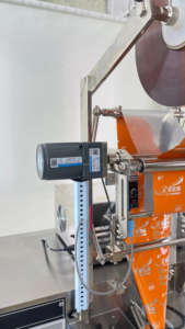 Máquina Automática Vertical Multifuncional para Llenado, Sellado, Envoltura y Etiquetado de Bolsas, Papel, Film, Alimentos, Granulados y Líquidos - Product Image 6