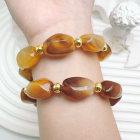 Bracelet en perles acryliques colorées CH-LAT1112, bracelet en perles rondes en cuivre plaqué or, bracelet extensible fait main, bijoux en résine pour femmes