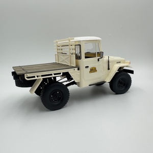 รถบรรทุกใหม่ WPL C-44 LC40 RC CAR C44 ขนาด 1:16 พร้อมมอเตอร์ 370 สำหรับขับเคลื่อนออฟโรด ปีนป่ายได้ WPL 4WD ของขวัญสำหรับเด็ก SJY-C44 4x4 รถปีนเขา - Product Image 4
