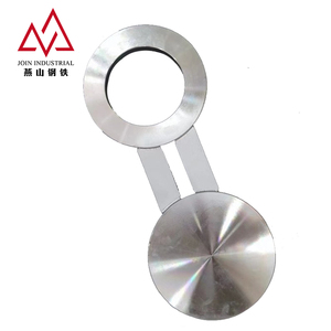 Bride aveugle en forme de 8 en acier allié duplex ASME B16.48 avec <span class=keywords><strong>disque</strong></span> aveugle plein et un <span class=keywords><strong>disque</strong></span> intercalaire perforé - Product Image 2