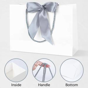 Sac cadeau de luxe personnalisé écologique et durable recyclé avec poignée en ruban et votre propre logo - Product Image 4