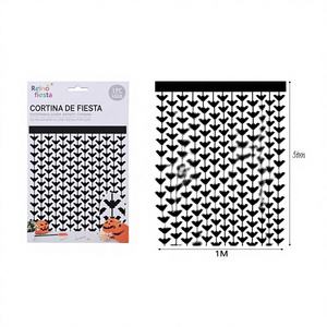 Cortina de puerta de murciélago negro de 1x2m, suministro metálico para fiesta para Halloween, Acción de Gracias, regreso a la escuela y decoraciones para el Día de San Valentín - Product Image 1
