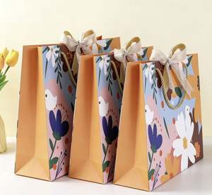 Bolsas de Regalo de Lujo Reciclables al por Mayor con Logotipo Personalizado para Ropa, Bolsas de Papel Reciclables de Lujo con Logotipos - Product Image 2