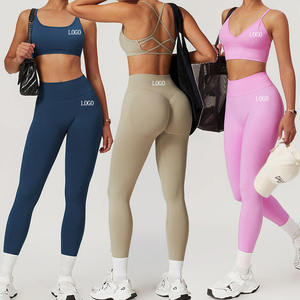 Set Sportivo Personalizzato da Donna, Top Corto e Leggings per Palestra, <span class=keywords><strong>Taglie</strong></span> Plus, Abbigliamento Fitness Attivo Senza Cuciture, Set Yoga Personalizzato - Product Image 1