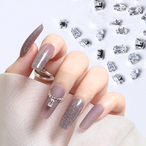 Cristaux de verre pour Nail Art 3D, accessoire de manucure, breloques, <span class=keywords><strong>strass</strong></span>, à pression, nouvelle mode, 10 pièces - Product Image 1