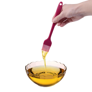 Food Grade Silicone Pastry <b>Brush</b> <b>Heat</b> Resistant BBQ Oil <b>Brush</b> Kitchen Baking Tool Custom Logo OEM ODM - Product Image 2