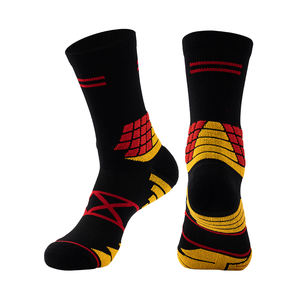 Chaussettes de sport en tricot respirant, chaussettes de basket-ball personnalisées pour hommes, chaussettes de basket-ball à haute élasticité, chaussettes de sport rembourrées - Product Image 2