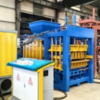 Machine à fabriquer des blocs de pavés en béton QT8-15 avec système de formage hydraulique