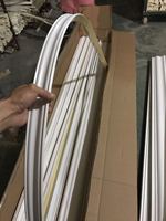 Molduras de arco flexibles de poliuretano para villas modernas - Molduras de techo y zócalo duraderas y ecológicas de fácil instalación (70 años de duración)