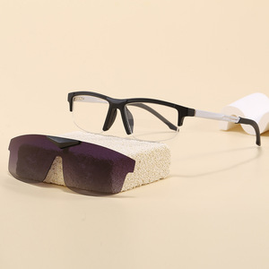 TR90 Polarized Flip Top Sunglasses UV400 TAC Lens Cycling Outdoor Sports Unisex <b>Black</b> <b>Frame</b> - Product Image 2