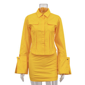 Completo estivo da donna <span class=keywords><strong>in</strong></span> cotone, composto da top corto giallo slim fit e <span class=keywords><strong>minigonna</strong></span> a vita alta, due pezzi casual. - Product Image 4