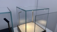 Vitrina de Sobremesa Moderna MASTER con Cerradura para Joyería, de Vidrio, 42*42*48cm, Exhibición Completamente Transparente