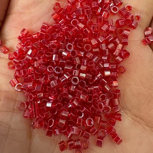 Cristal suelto verde rojo corte Bugles cuentas de semillas de vidrio 1,7-1,8mm 2mm 2,5mm <span class=keywords><strong>3</strong></span>,8mm cuentas de máquina de bordado - Product Image 2
