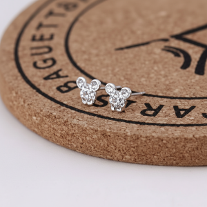 Trending moda orecchini pendenti in oro cristallo croce eleganti minimalisti di lusso vendita calda all'ingrosso per le ragazze e le donne - Product Image 1