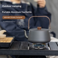 Bouilloire de camping classique en alliage d'aluminium avec poignée en bois, 1,1 L, pour faire bouillir l'eau, portable, pour le café, le pique-nique