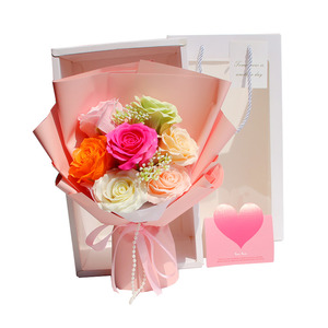 Ramo <span class=keywords><strong>de</strong></span> 7 Rosas <span class=keywords><strong>de</strong></span> Jabón Amanda con Bolsa <span class=keywords><strong>de</strong></span> Regalo con Ventana para el Día <span class=keywords><strong>de</strong></span> San Valentín, Día <span class=keywords><strong>de</strong></span> <span class=keywords><strong>la</strong></span> <span class=keywords><strong>Madre</strong></span>, Cumpleaños, Aniversario - Product Image 6
