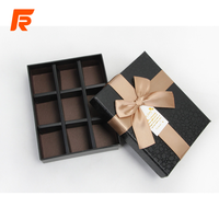 Boîte d'emballage de chocolat de luxe haut de gamme personnalisée pour la Saint-Valentin, imperméable, avec doublure en éponge et insert pour cadeau