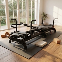 Hochwertiges Fitnessgerät für den Studioeinsatz: Schwarzer Aluminium-Pilates-Reformer M3K Megapro Former Pilates-Bett