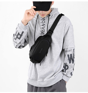 Sac bandoulière en nylon, petit, imperméable, fermeture éclair, logo en relief, motif lettres, toutes saisons, usage quotidien, sac messager pour homme - Product Image 1