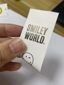 Etiqueta principal impresa personalizada para prendas de vestir, etiquetas de tela impresas de alta calidad, etiqueta principal de lavado para textiles. - Product Image 5