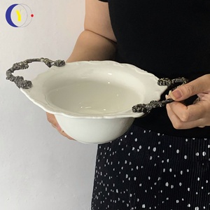 ชามเซรามิคลายโบราณหรูหราสำหรับใส่ผลไม้ ชามซุปสไตล์ตะวันตกสำหรับตกแต่งห้องนั่งเล่น ชามใส่ผลไม้อบแห้ง ชามอาหารค่ำ - Product Image 5