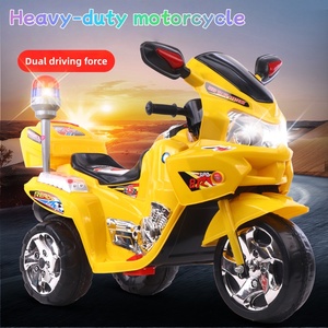 Autobuses de juguete para niños de 18 años. <span class=keywords><strong>El</strong></span> vehículo más grande puede acomodar a dos personas y reproduce música. - Product Image 5