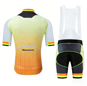 ชุดปั่นจักรยานผ้าแห้งเร็วระบายอากาศดี น้ำหนักเบา สวมใส่สบาย เหมาะสำหรับการเดินทางและกิจกรรมกีฬา - Product Image 1