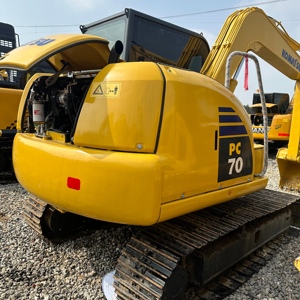 Excavadora de cadenas Komatsu PC70 usada de origen japonés, 7 toneladas, miniexcavadora de segunda mano con certificado CE - Product Image 4