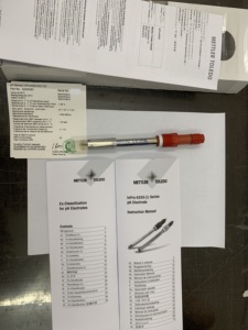 เซ็นเซอร์วัดค่า pH อุตสาหกรรม InLab Expert Pro-ISM Probe 30014096 OEM ปรับแต่งได้ วัสดุพลาสติก ความแม่นยำ 0.1pH ใช้สำหรับบำบัดน้ำหล่อเย็น - Product Image 3