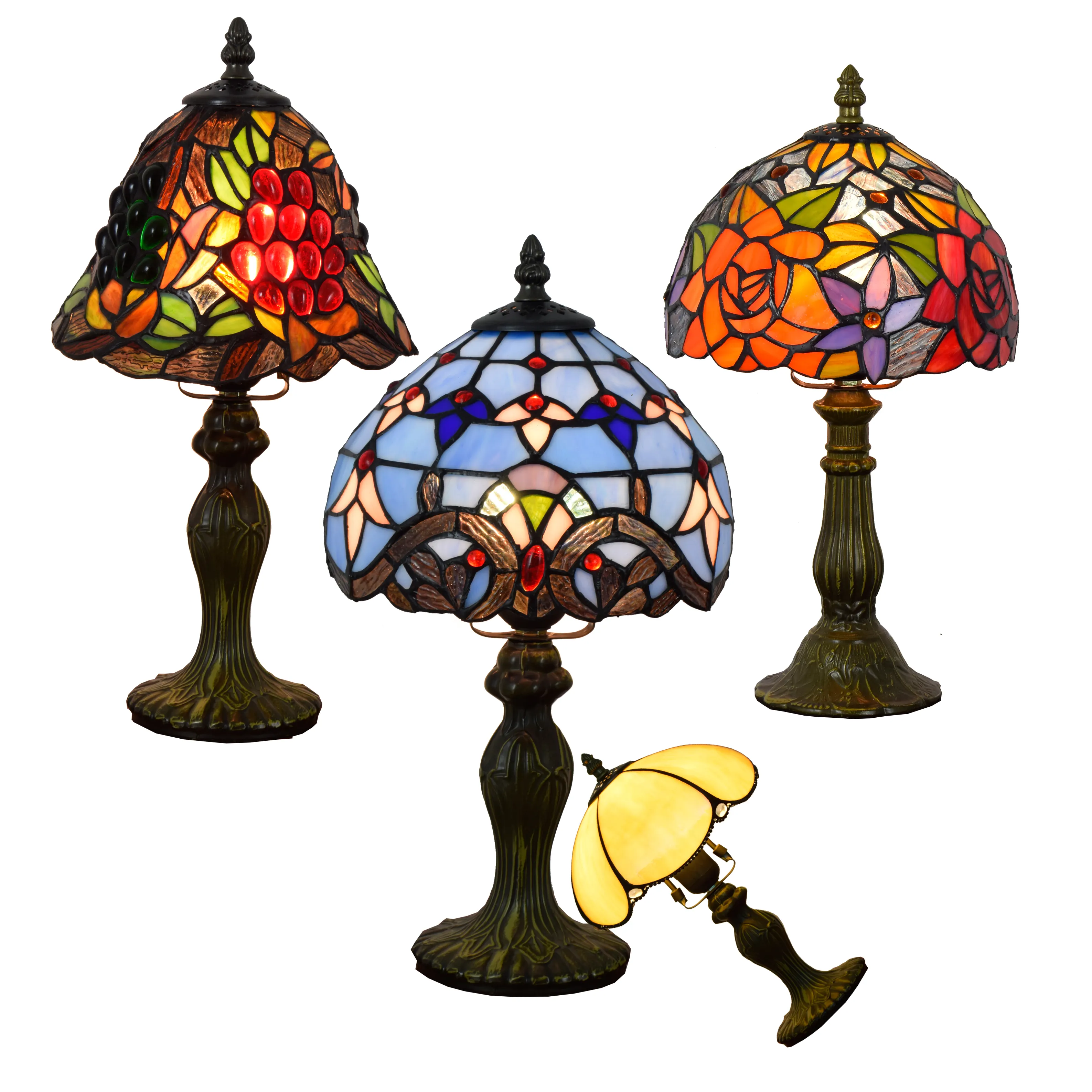 8 Inch Retro Creativiteit Gebrandschilderd Glas Lampen Nachtkastje Bureaulamp Bar Studie Rozen Barokke Druiven Nachtlampje Tiffany Tafellampen