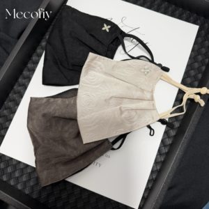 Mascarilla Protectora Solar Mecofiy Tencel Jacquard para Mujer, Cubre Rostro 3D con Pedrería, Protección Exterior, Color Champán, Negro y Gris - Product Image 3