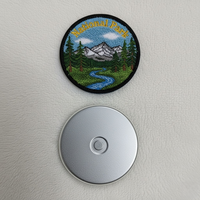 Badges personnalisés en émail chenille avec broderie, motifs paysages de montagne modernes et traditionnels, pour souvenirs et clubs