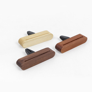 Luxuriöser Auto-Lufterfrischer aus schwarzem Walnussholz und Ahorn mit Ozeanduft, natürlicher Verdunstungs-Diffusor für Lüftungsschlitze, personalisierbar - Product Image 4