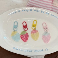 KC624 Metalen sleutelhanger met glitter PVC aardbei hanger schattig fruit tas charme accessoire voor meisjes cadeau