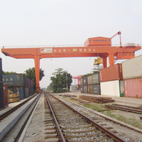 Grue portique sur rail (RMG) de 50 tonnes pour la manutention des conteneurs en terminal portuaire
