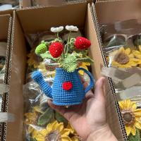 Tanaman Pot Stroberi Rajut Desain Unik, Bunga Buatan dari Wol, Dekorasi Rumah, Hadiah Valentine, Mendukung Grosir Kustom