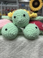 SunflowerTurtle OEM Peluche géante au crochet personnalisable en fil chenille épais, jouet animal pour Anniversaire, Remise de diplôme, Halloween
