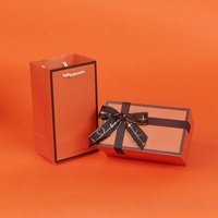 Accesorios de Maquillaje y Ropa, Materiales Reciclados, Laminación Mate, Moda Personalizable, Cinta Rosa, Logotipo Dorado Rosa, Caja de Regalo Plegable