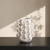 Vase en céramique blanc moderne et organique, motif en boucle 3D, vase décoratif en forme de branche pour hôtel, villa, décoration intérieure