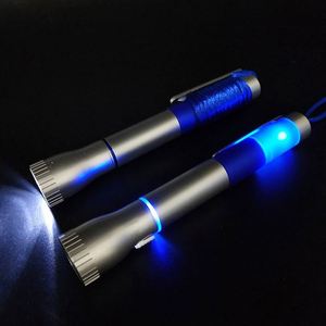 Stylo LED avec cordon - Stylos lumineux personnalisés pour cadeaux promotionnels et événements - Product Image 3
