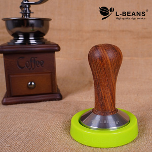 L-Beans Rosewood Coffee Tamper 58mm, poignée incurvée en acier inoxydable pour la préparation de l'espresso - Product Image 4
