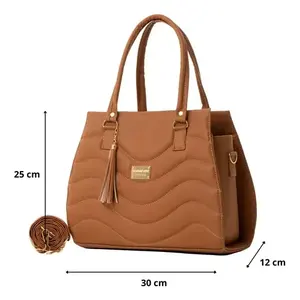 Bolso Tote para Mujer Fana Alissa M3766 Color Camel, Microfibra, Cuero Sintético, Asas Superiores, Decoración con Borlas, Uso Diario Informal - Product Image 3