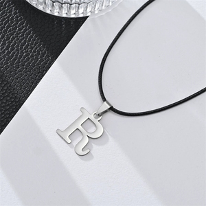 Collane con Ciondolo a Forma di 26 Lettere dell'Alfabeto Inglese in Acciaio Inossidabile, Regalo per <span class=keywords><strong>Amicizia</strong></span>, Ritorno a Scuola, Laurea, Compleanno, Collana con Charm Iniziale - Product Image 5