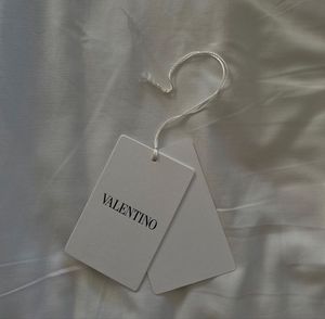 Etiquetas de tela ecológicas con logotipos impresos personalizados, adecuadas para la impresión por transferencia térmica en ropa, calzado y vaqueros. - Product Image 1