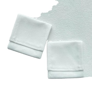 Pochette promotionnelle en coton recyclé avec rabat, petit sac cadeau en coton pour bijoux, pochette personnalisée en toile de mousseline biologique - Product Image 1
